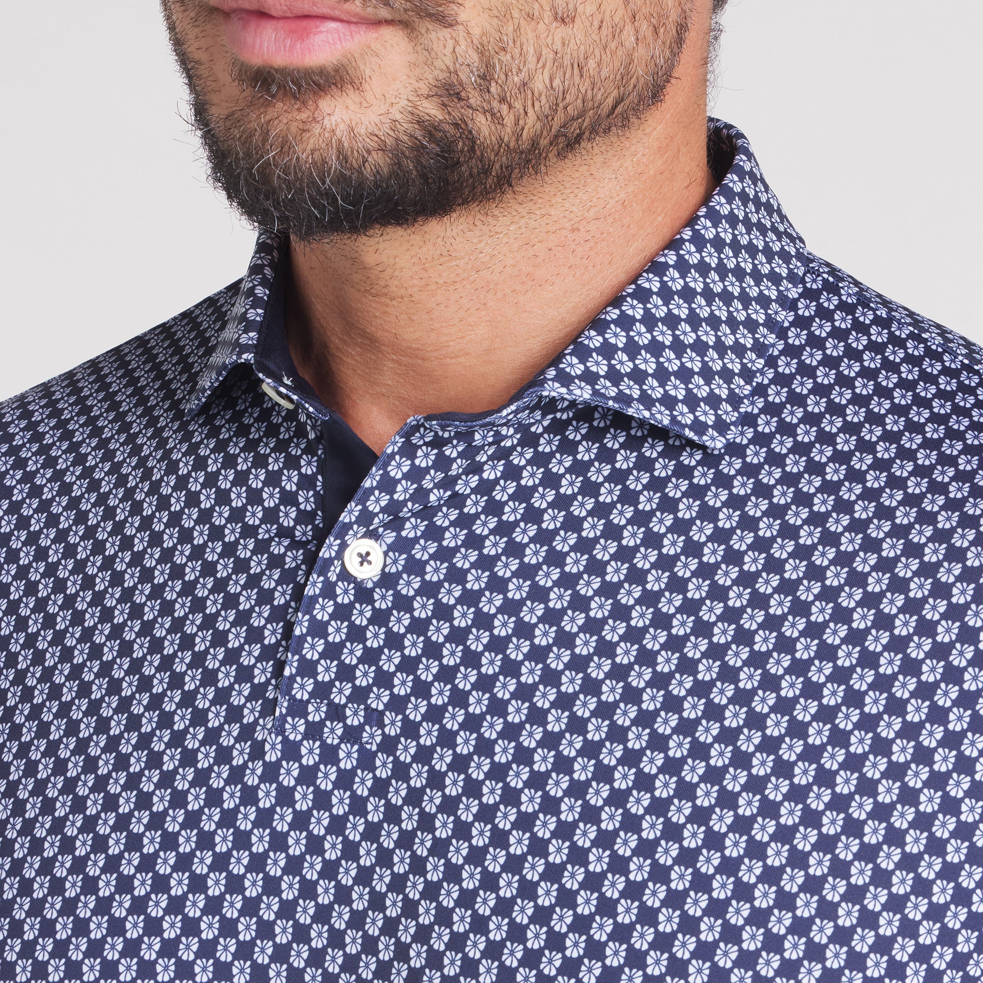 Deep Navy / White Glow