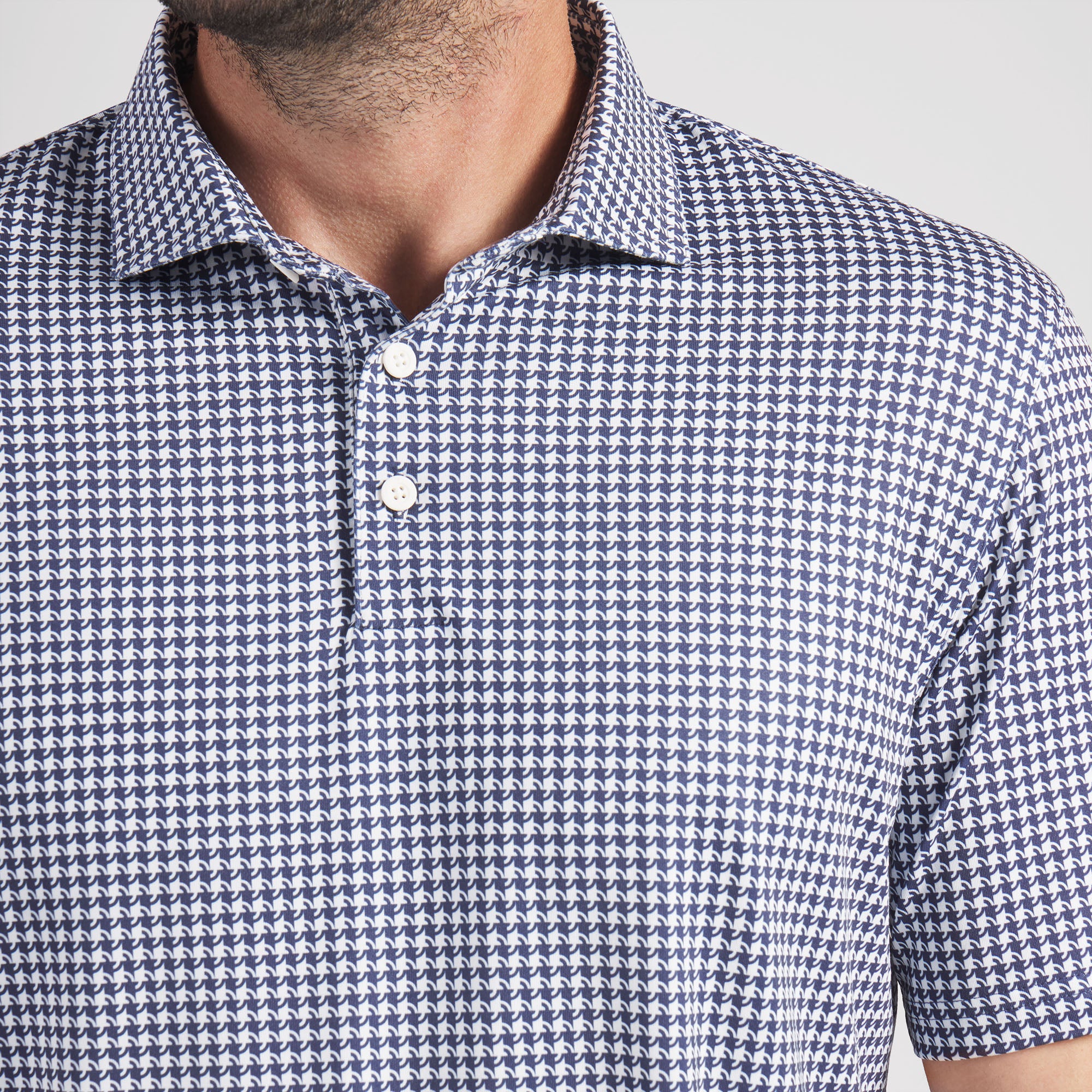 White Glow / Deep Navy