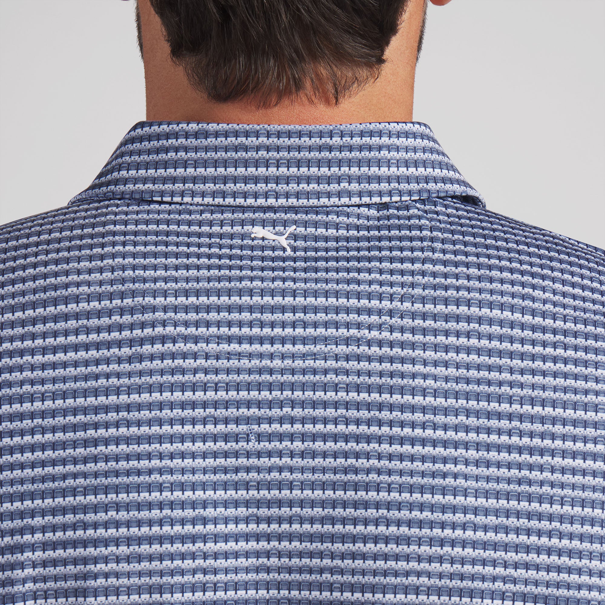 White Glow / Deep Navy